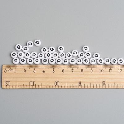 Acrylic Horizontal Hole Letter Beads X-PL37C9070-Q-1