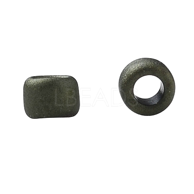 TOHO Round Seed Beads SEED-JPTR15-0617-1