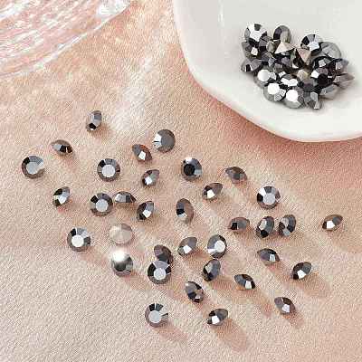 Preciosa&reg MAXIMA Crystal Round Stones Y-PRC-RBSS18-23980-272-1