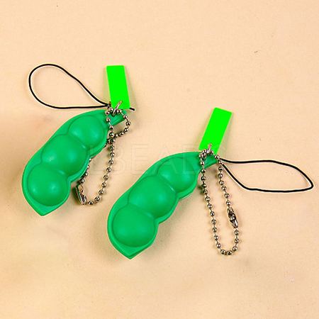 Rubber & Plastic Pease Keychain KEYC-PW0002-059B-1