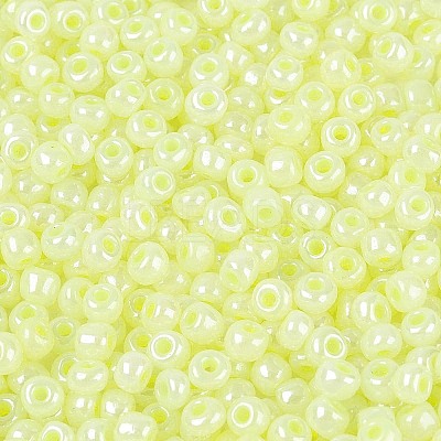 6/0 Glass Seed Beads SEED-US0003-4mm-152-1